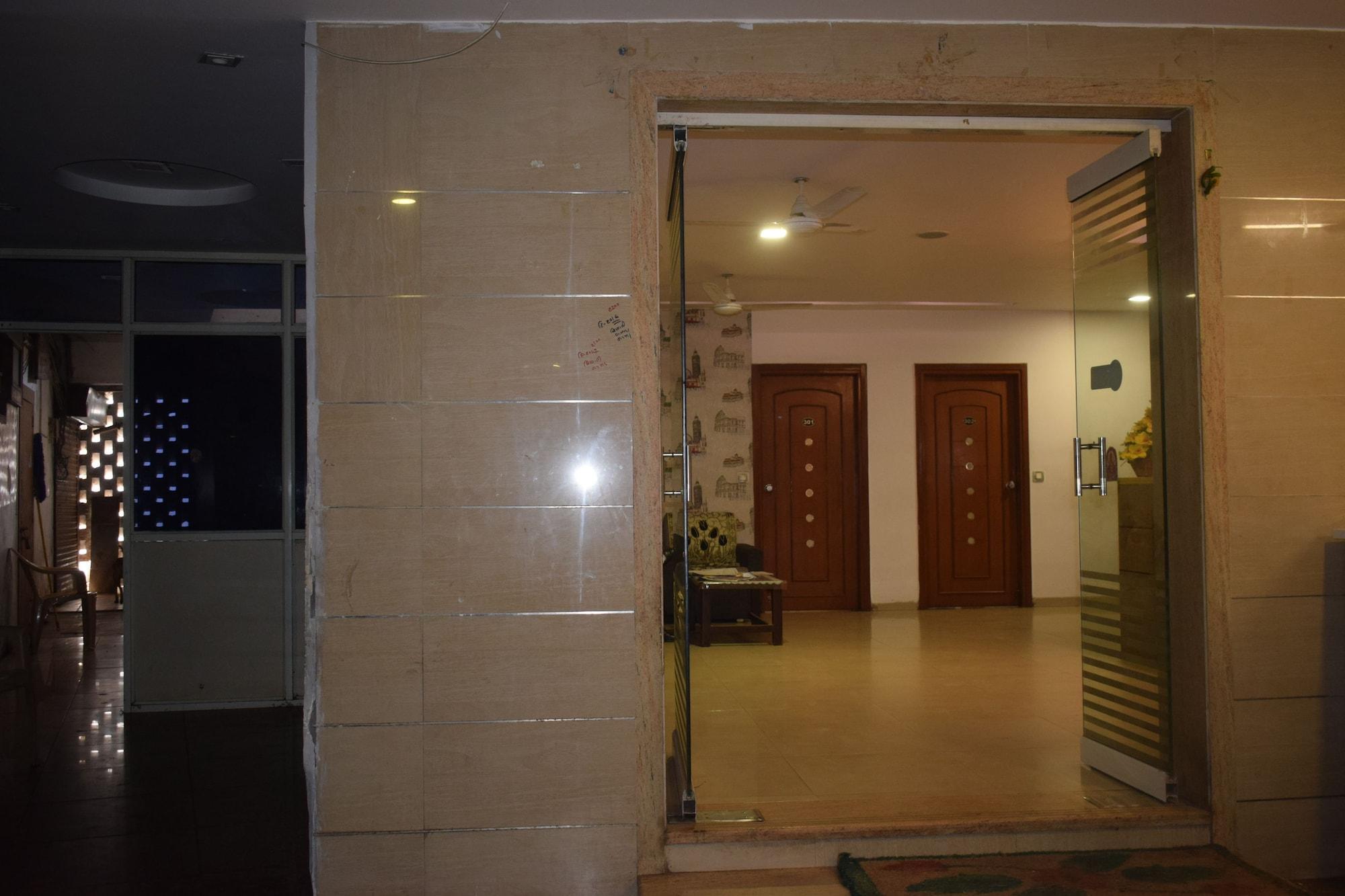 Fabhotel Kadamb Inn Ahmedabad Exterior photo