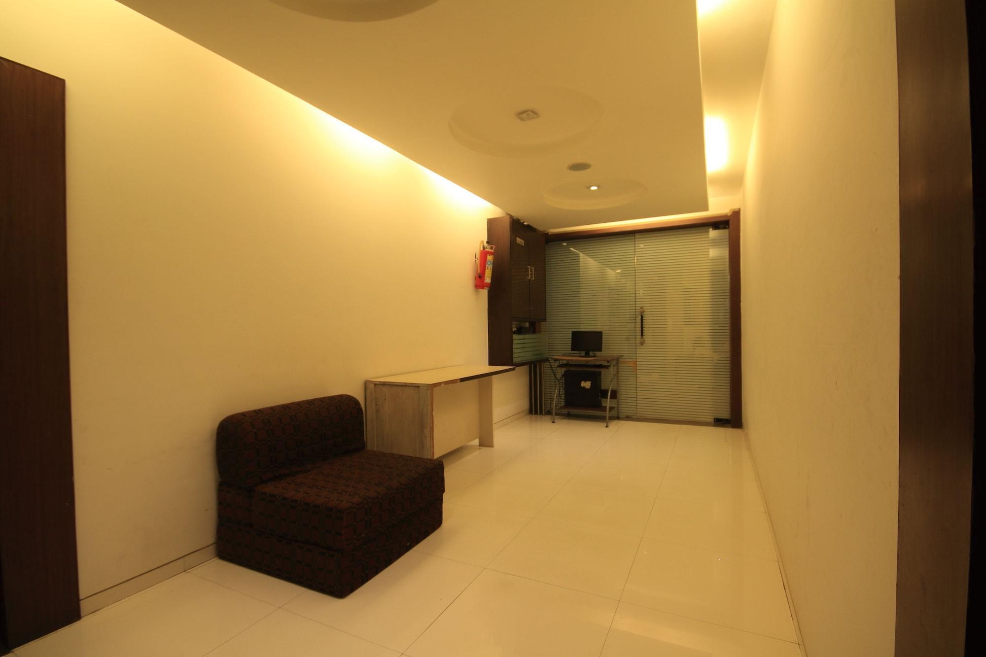 Fabhotel Kadamb Inn Ahmedabad Exterior photo