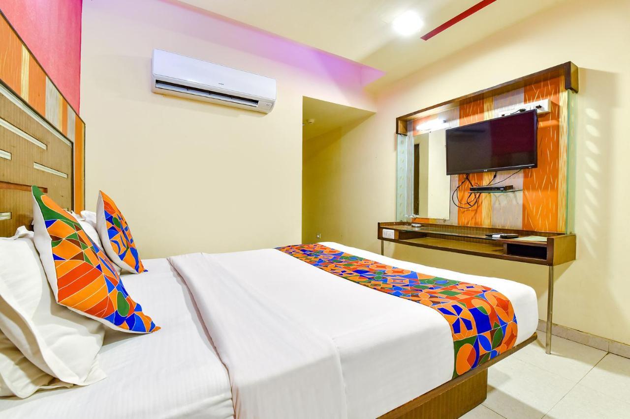 Fabhotel Kadamb Inn Ahmedabad Exterior photo